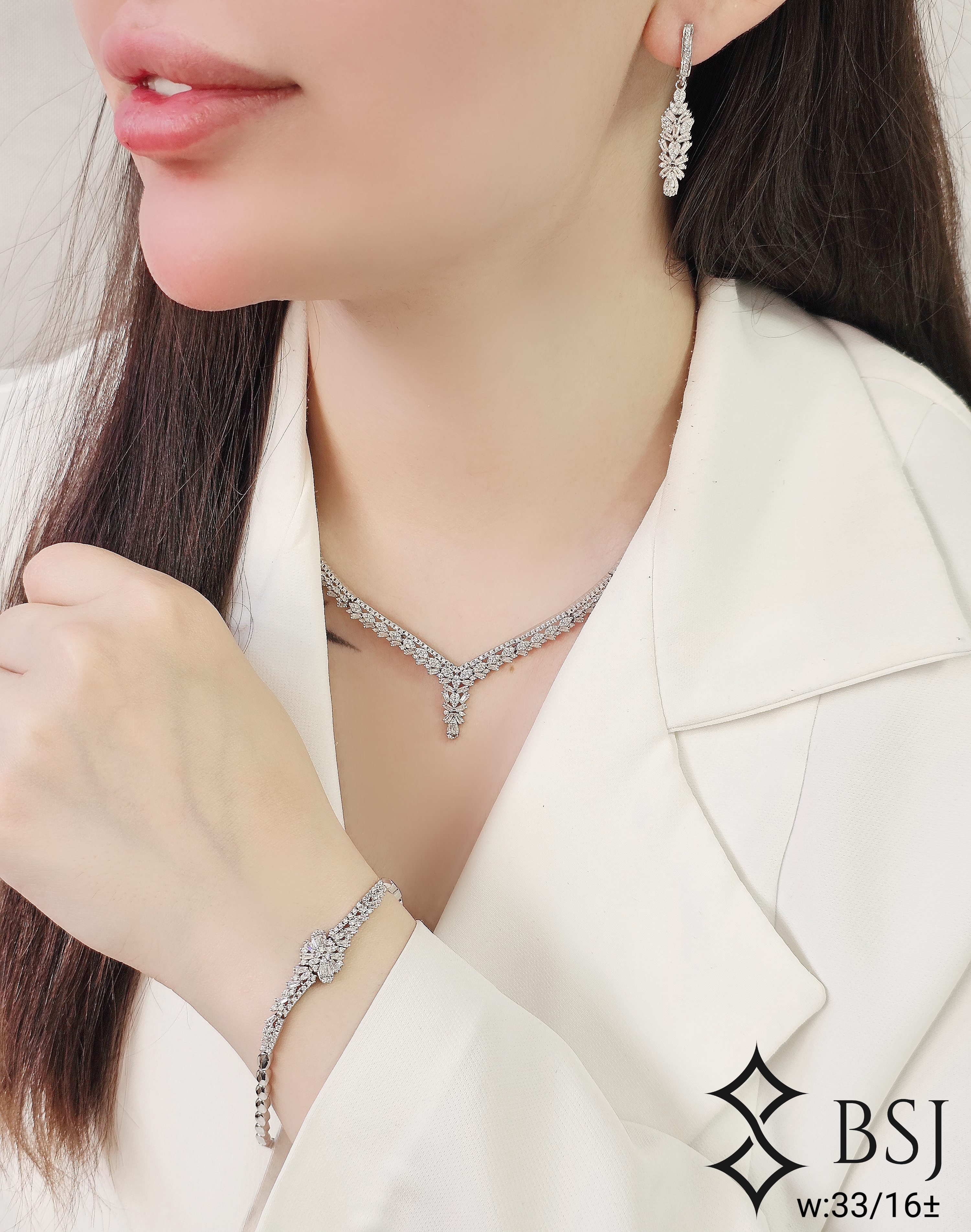 سرویس نقره GT116 با نگین برلیان و مارکیز؛ جلوه‌ای جواهری، شیک و درخشان با کیفیتی مشابه طلا