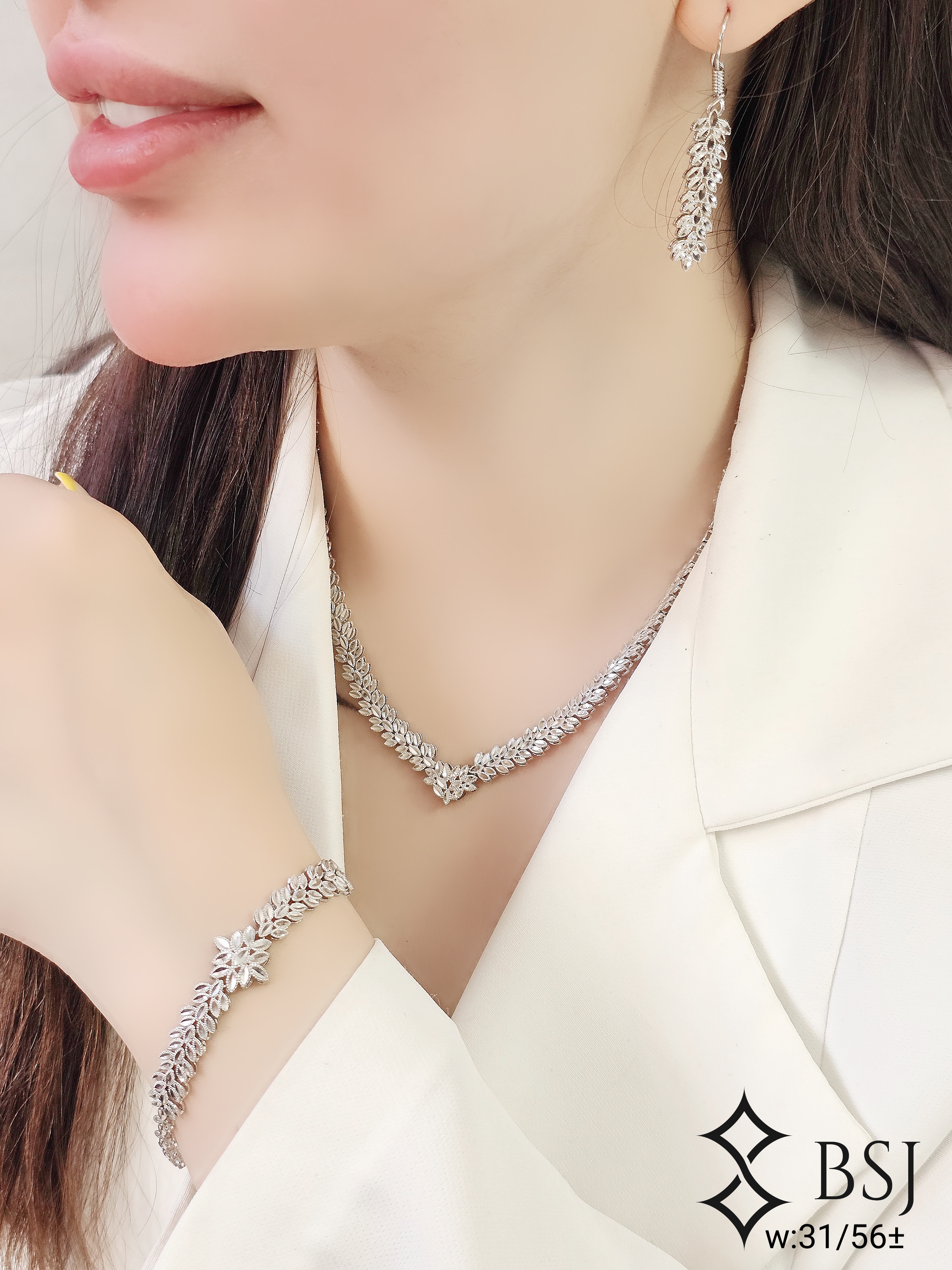 سرویس نقره GT134 تراش بدون نگین – انتخابی شیک و کپی طلا برای زنانه و عروس