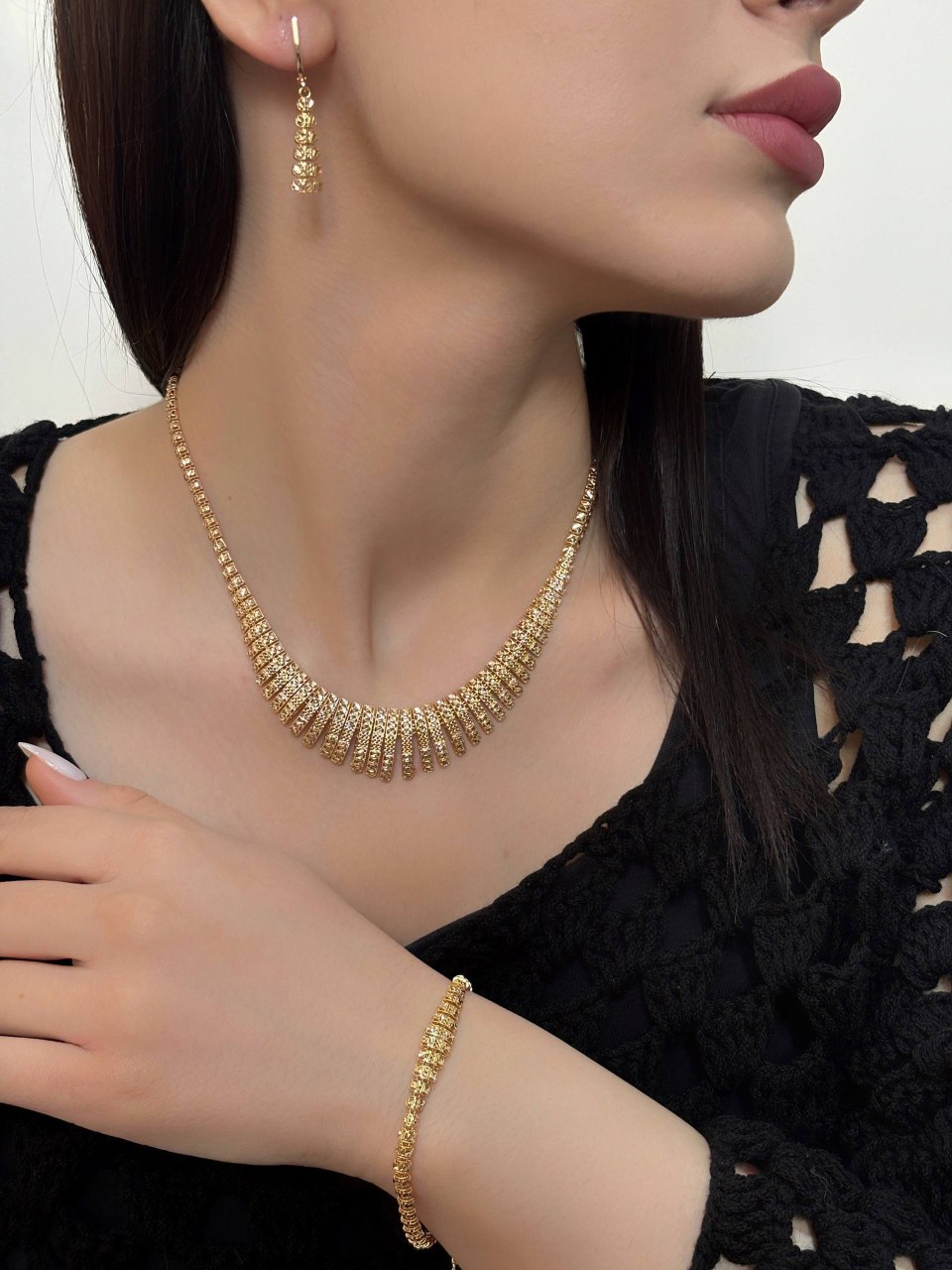 سرویس نقره GT229 تراش؛ کپی طلا با درخشش خالص | مناسب برای عروس و عروسی