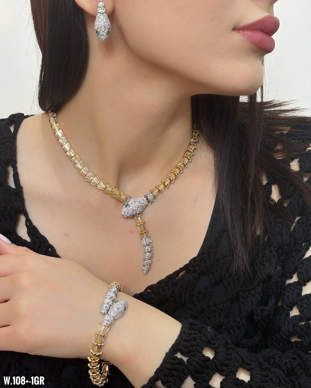خرید سرویس نقره GT230؛ طرح مار مجلل با نگین‌های مارکیز و برلیان | مناسب برای مراسم عروسی