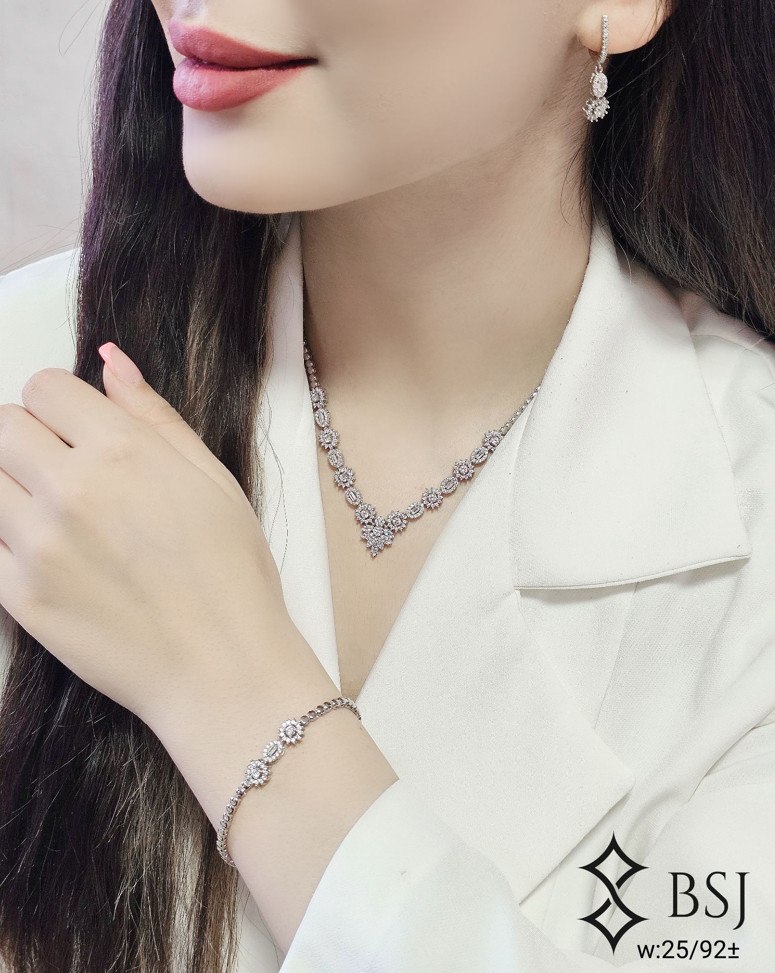 سرویس نقره GT140 با نگین‌های برلیان و باگت | شیک، زنانه و مناسب عروس